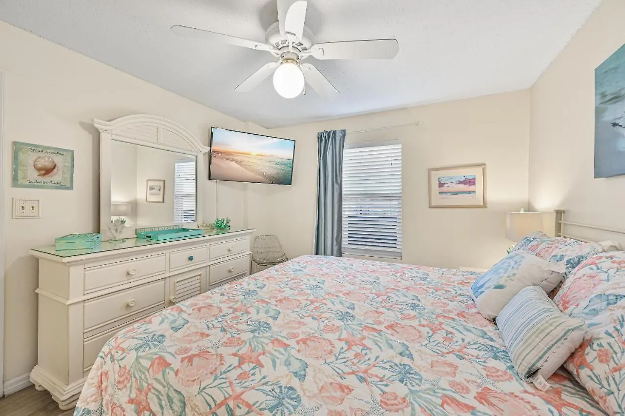 Pelican Beach Resort Rentals 德斯廷